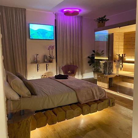 Love Space Sensory Spa & Relax Suite Santa Maria delle Mole Dış mekan fotoğraf